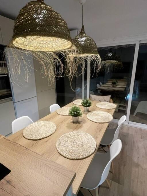 Precioso Apto Miami Primera Linia Playa Cala De Las Sirenas, Con Wifi Y Netflix, Adecuado Para Teletrabajar Miami Playa Eksteriør billede